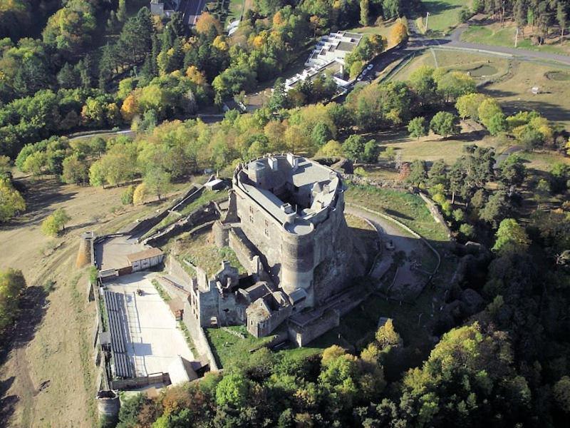 Studio Au Coeur Des Volcans D Auvergne - Murol Bagian luar foto